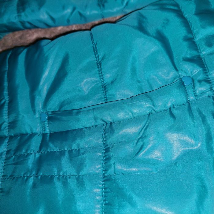 Продам демисезонную куртку