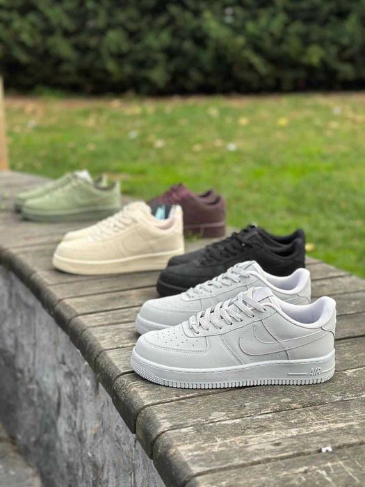 Adidași Air Force 1 Noi