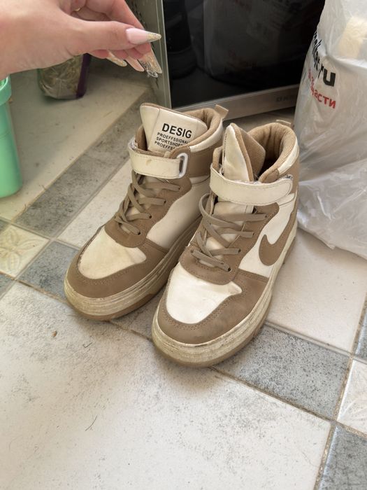 Продам дешево обувь