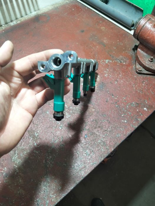 Продам форсунки в