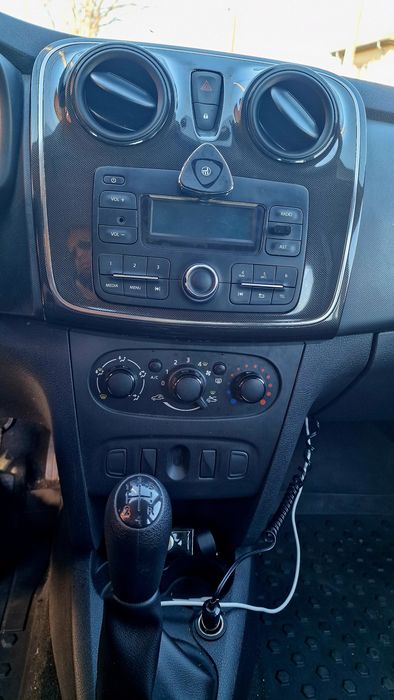 Dacia Logan 1.0 L sce