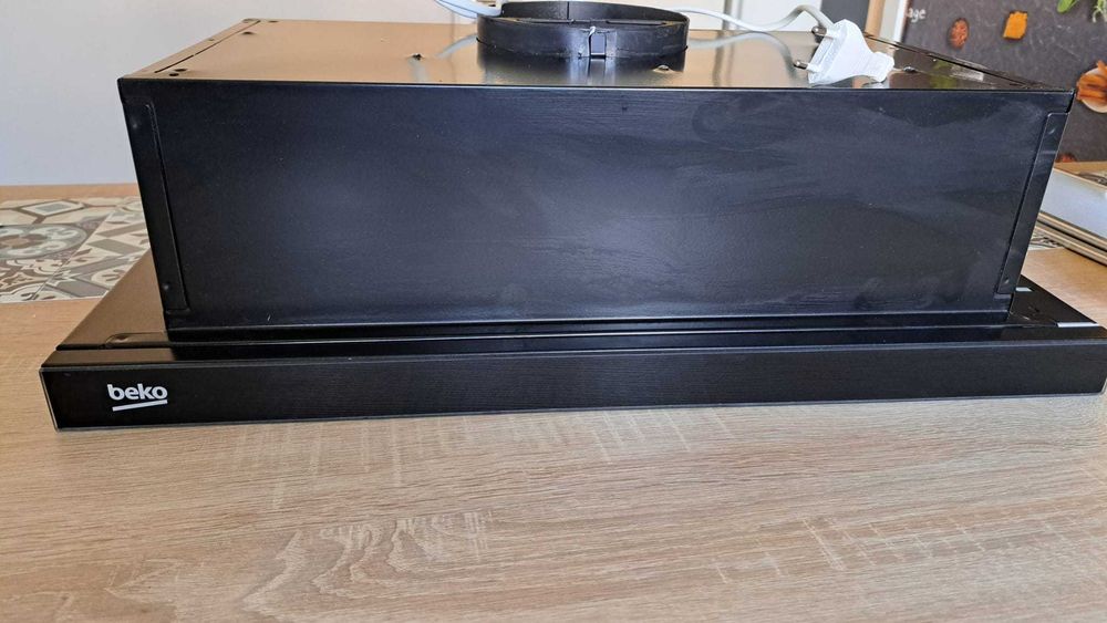 Hota telescopica BEKO CTB6250B, 1 motor, 420 m3/h, L60 cm, negru