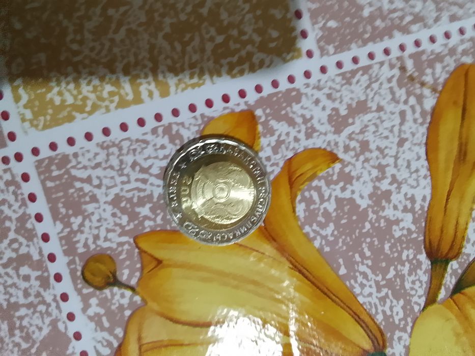 Продам монету в честь дня победы