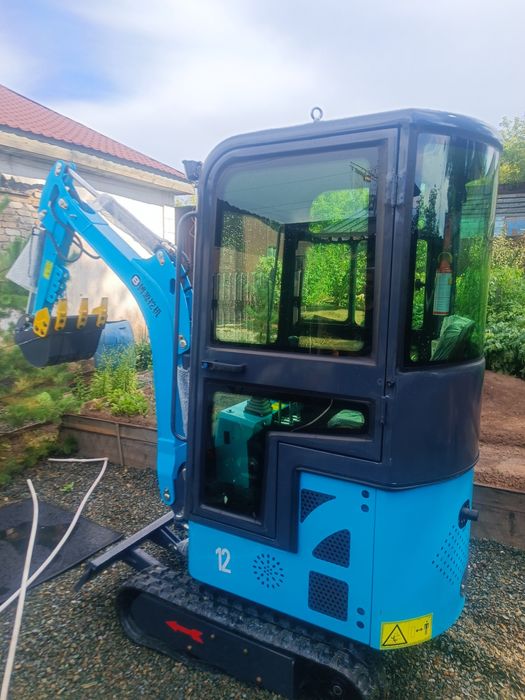 Продам мини экскаватор