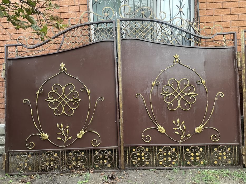 Продам ворота с калиткой