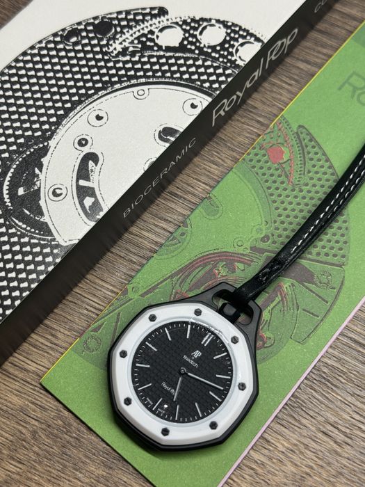 Н ов часовник Swatch x Audemars Piguet Royal Oak