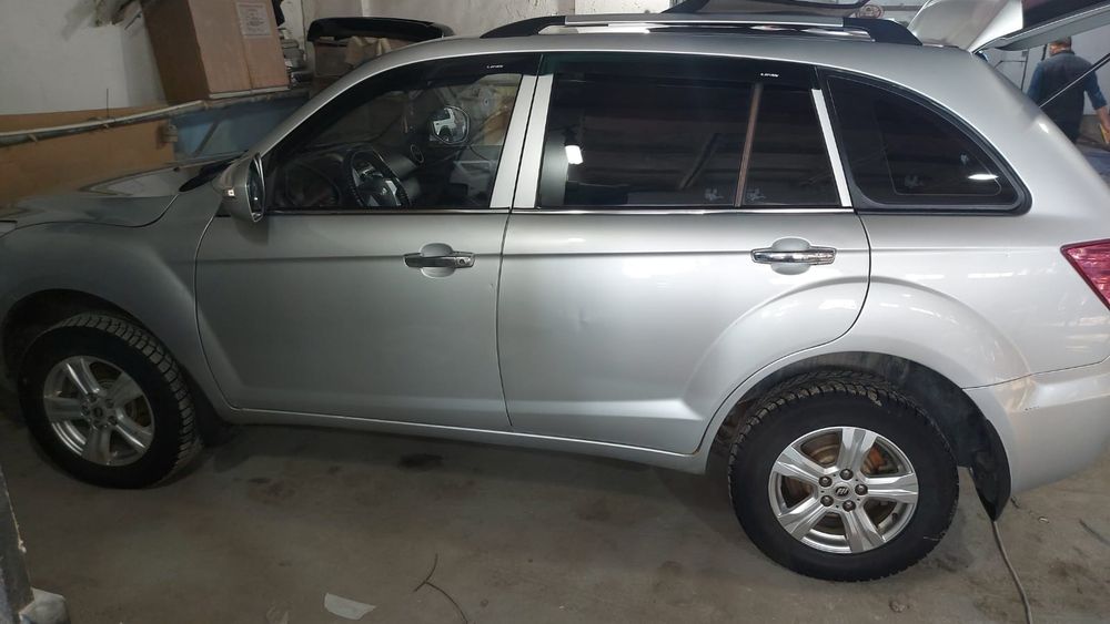 Продам автомобиль Lifan x60