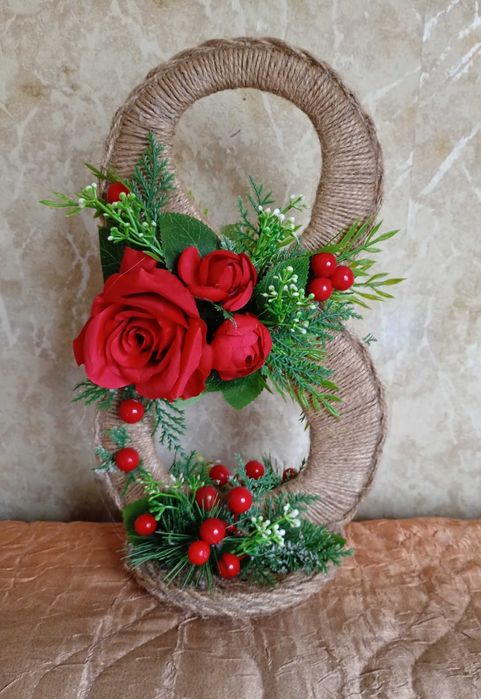 Сувенири "ОСМИЦИ" за 8-ми Март, ръчно направени.