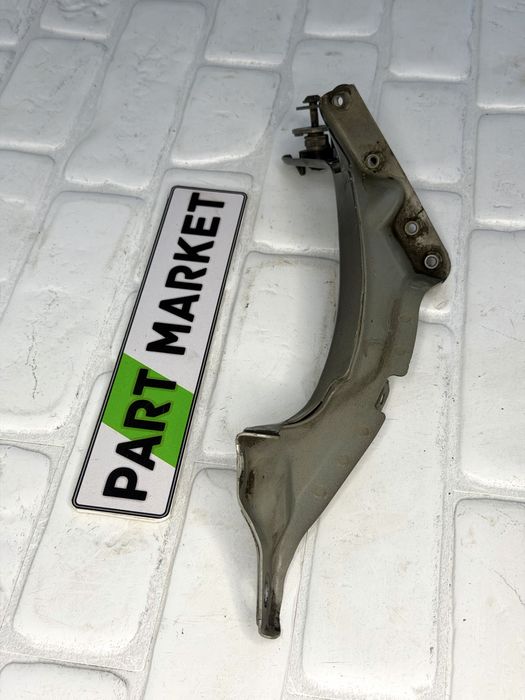 Стойка AUDI A6 C7 4G0821136A 4G0805816