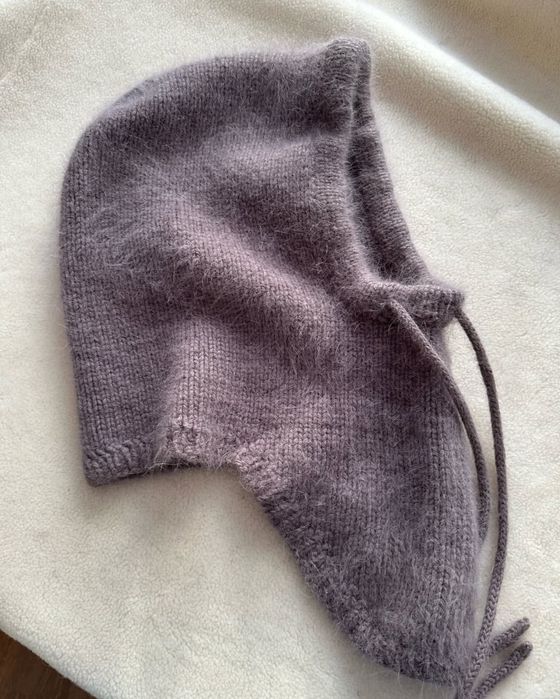 Капор из ангоры.