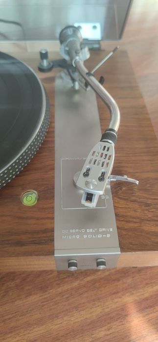 виниловый проигрыватель MICRO SEIKI SOLID-5