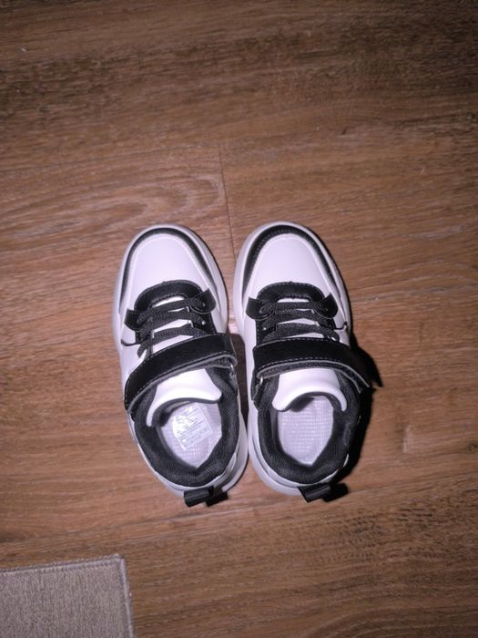 Детские кросовки