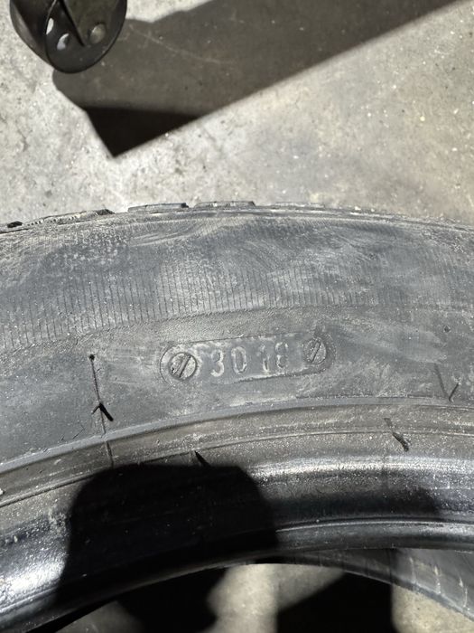 4 buc anvelope cauciucuri iarna  215/55r17 M&S