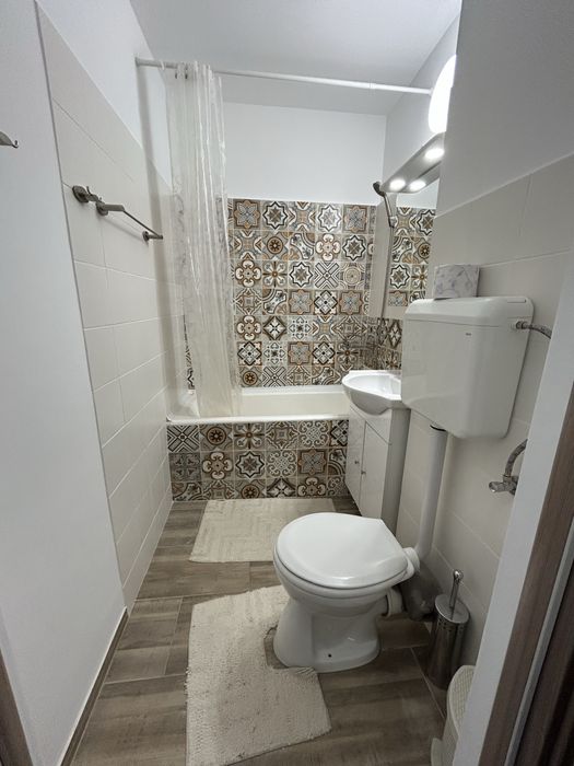 Garsonieră de închiriat.(Zona Titan)