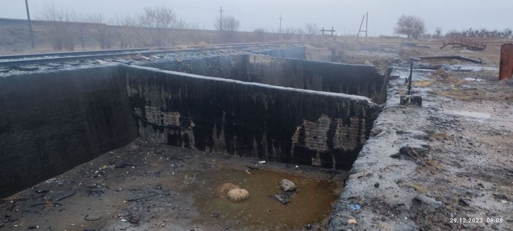 Нефт ва бошка улгуржи савдолар учун темир йуллик база сотаман срочно