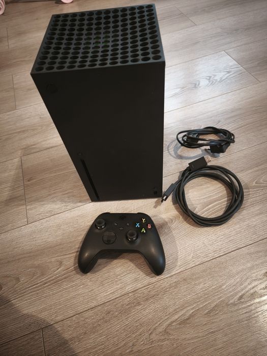 Consola Microsoft Xbox Series X 1TB, negru