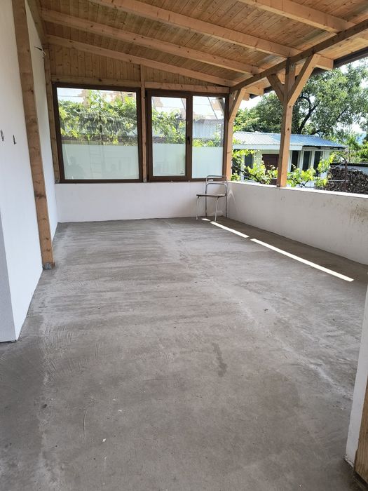 Casă cu grădină, 174mp, cărămidă+lemn, teren 480mp