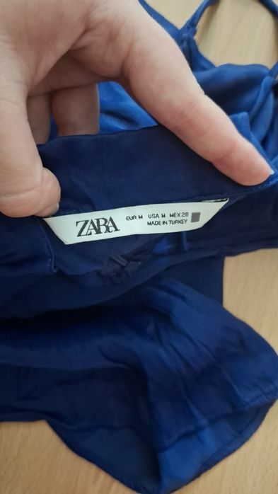 Сатенена тъмносиня къса рокля Zara