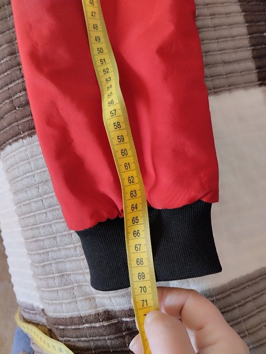 Продам весна-осень куртка на парня