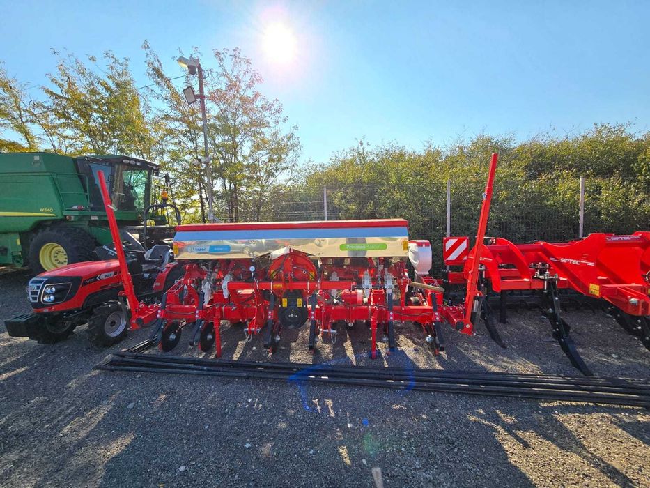 Semanatoare Prasitoare cu Fertilizare Jumbo 1000 L Bufer