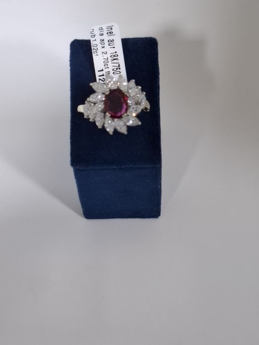 Inel aur 18k cu rubin si diamante
