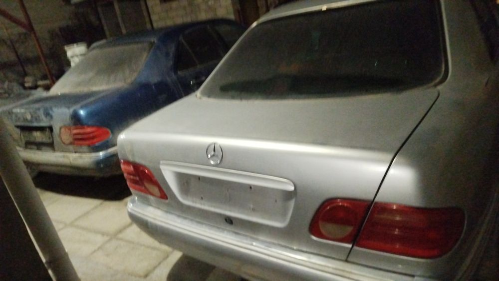 Запчасти Мерседес 210