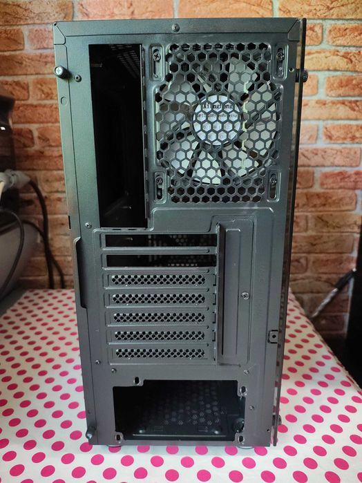 Carcasa PC Aerocool Python RGB, Tempered Glass