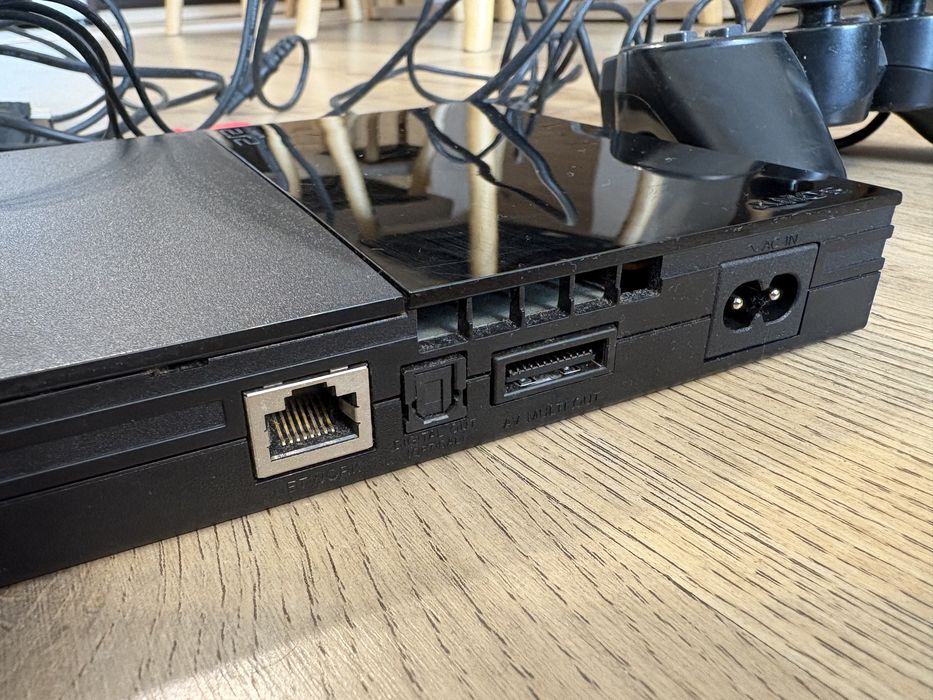 Playstation 2 с два джойстика