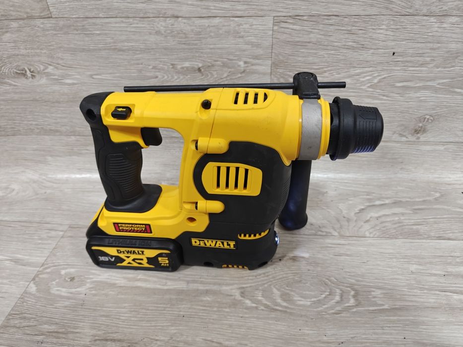 Rotopercutor Dewalt DCH253