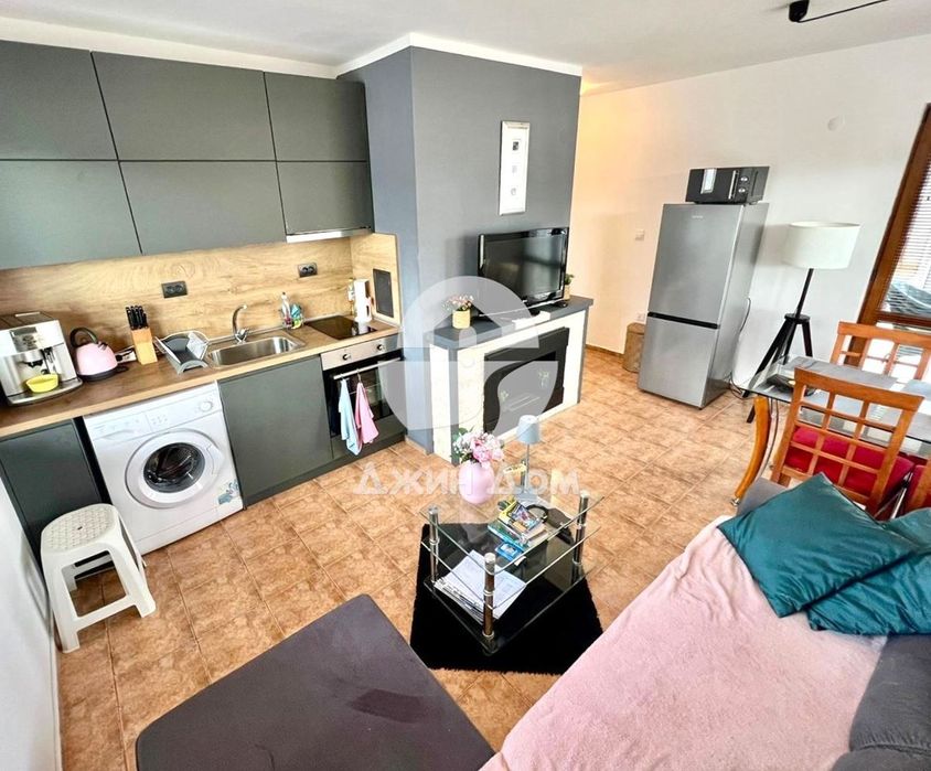 Продава се Тристаен апартамент в с. Равда, Област Бургас - 70 кв.м за 2000 €/кв.м - Снимка #2