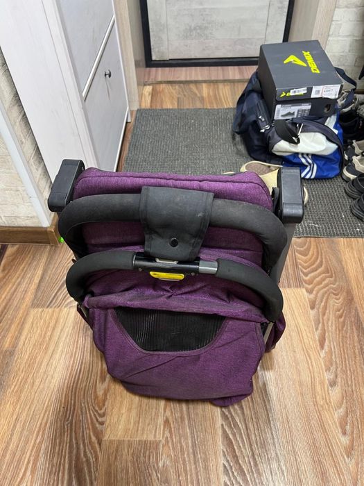 Продам коляску от 6 месяцев