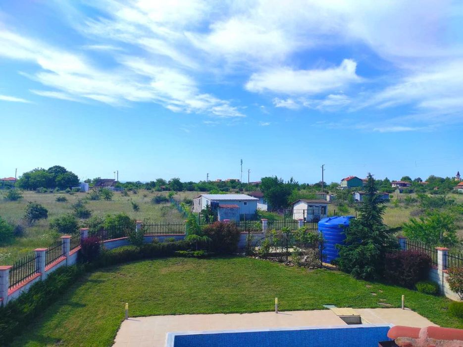 Продава се Къща в с. Дуранкулак, Област Добрич - 130 кв.м за 2154 €/кв.м - Снимка #3