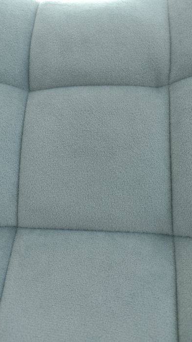 НОВИ - 2 бр. високи столове с дамаска кадифе