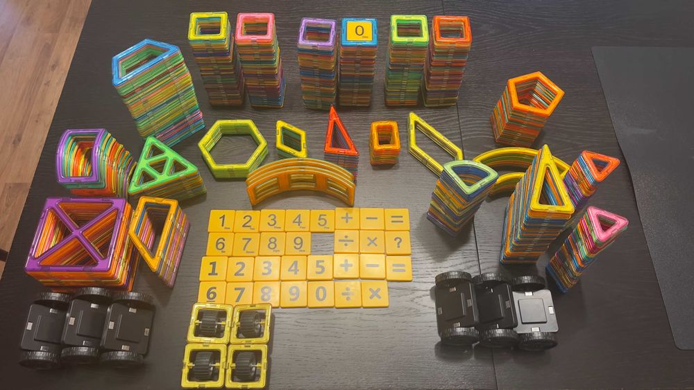 Blocuri de constructii magnetice, jucarii de construit pentru copii