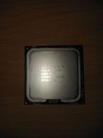 Intel celeron e3300. Celeron e3300.