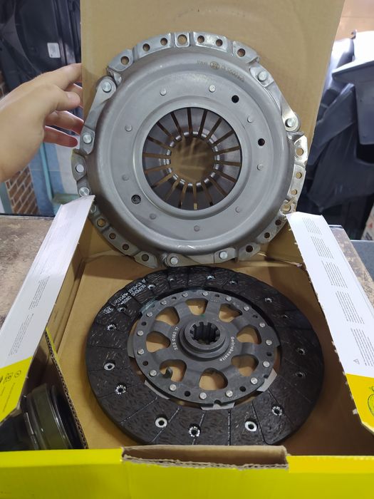 Новые автозапчасти BMW E34 E32 E38