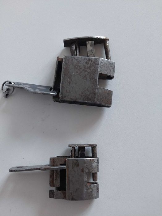 Продам                      Замок