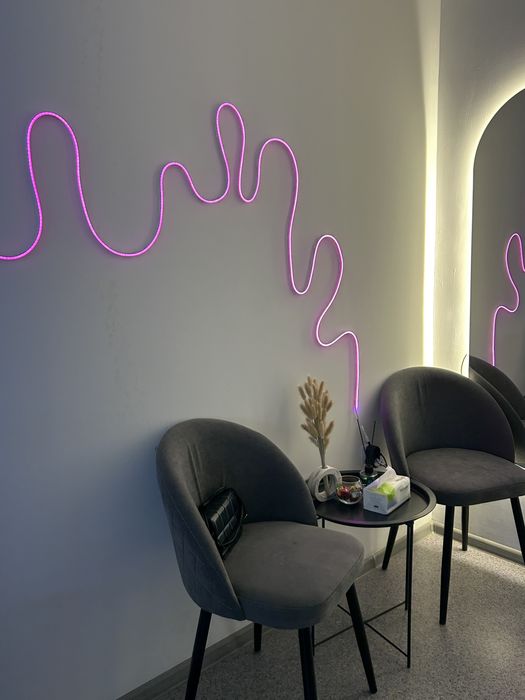 Сдается маникюрный стол