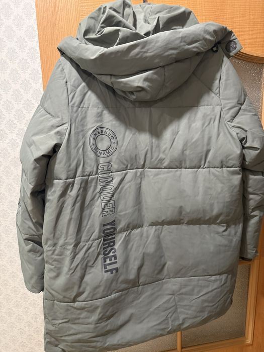 Продам зимнюю куртку для мальчика