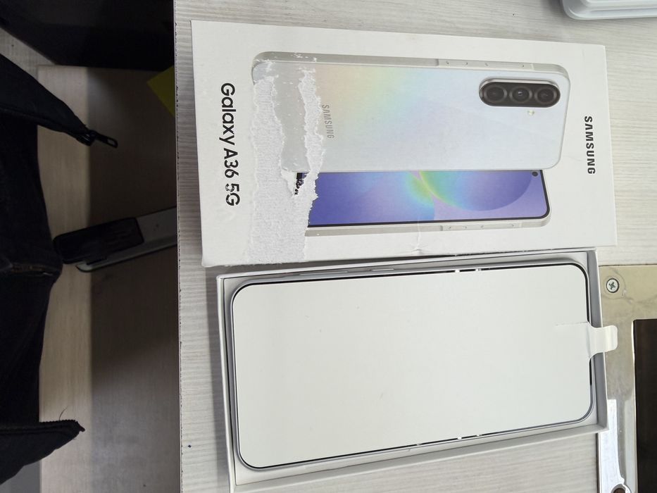 Samsung Galaxy A36 5G – NOU!! – Awesome White