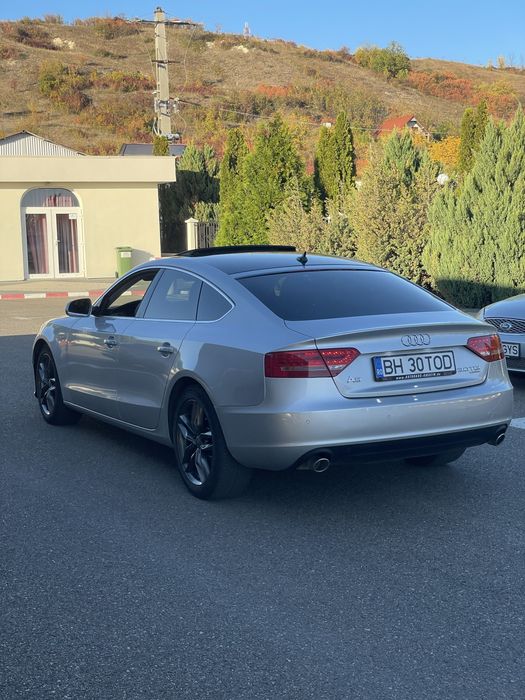 Audi A5 quattro.