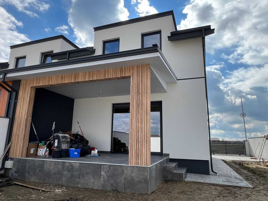 Design Elegant și Practic. Duplex Compartimentat Perfect