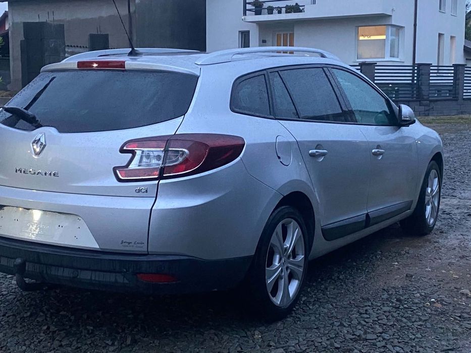 RENAULT Megane 2011 — imagine 3
