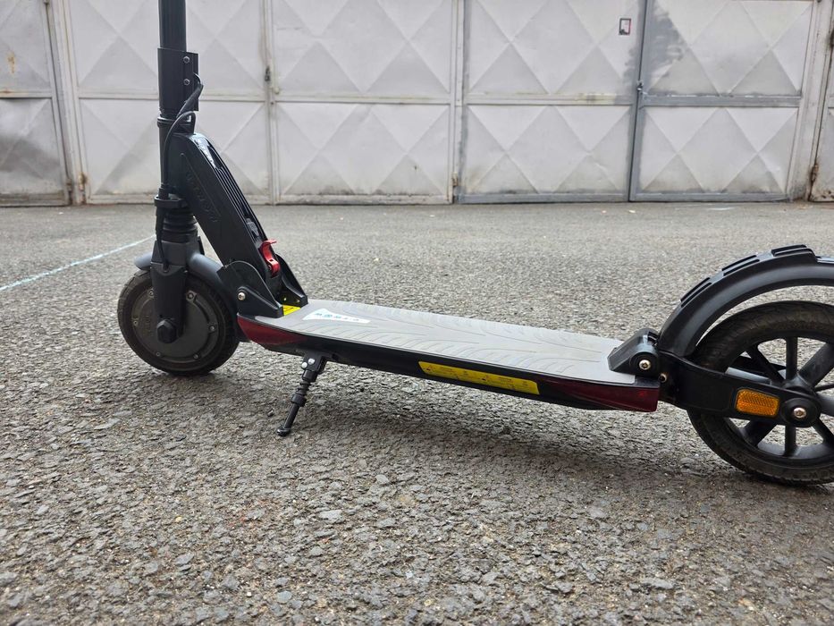 Trotineta electrica E-TWOW Booster ES – stare foarte buna, 1674 km, baterie originala