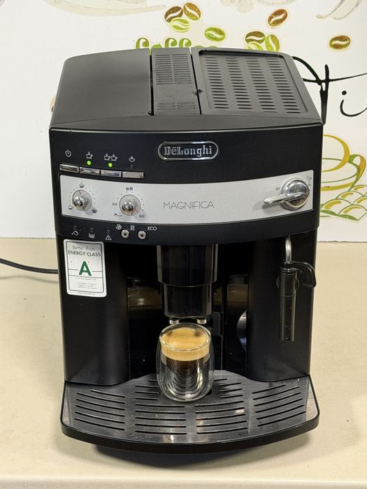 Кафемашина кафе автомат delonghi magnifica с гаранция