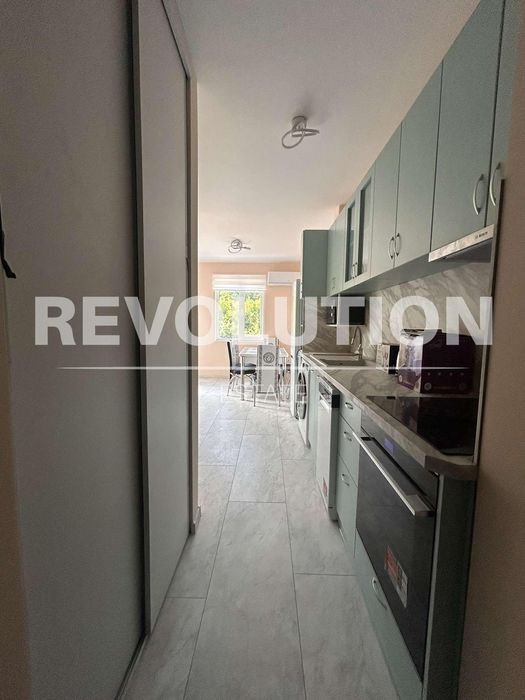 Дава се под наем Двустаен апартамент в Варна, Възраждане 4 - 38 кв.м за 400 € - Снимка #4