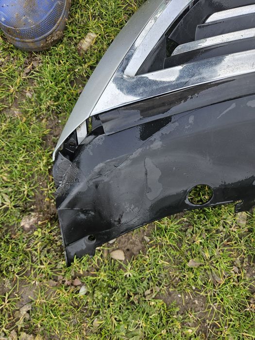 Grila față Passat CC 2009