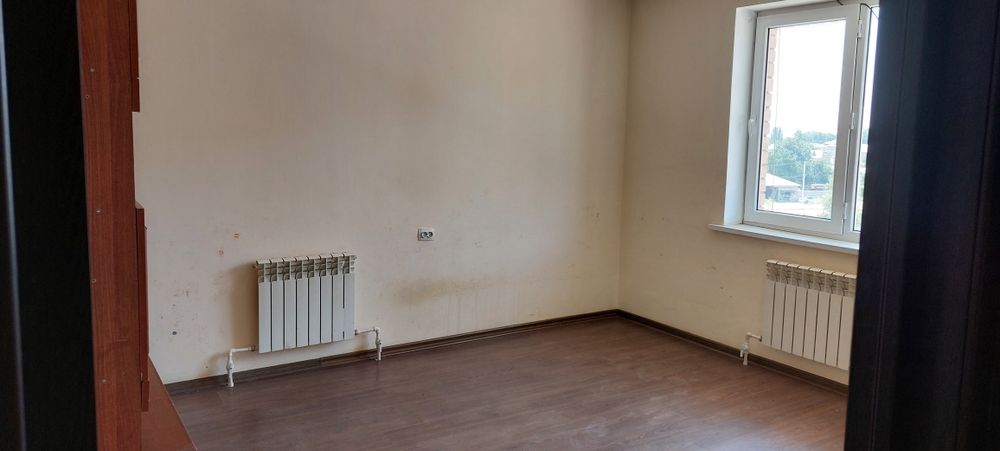 Чирчик шахар, Амир темур(Роша) кучаси, 69 дом, 7 этажка домнинг 4 этаж