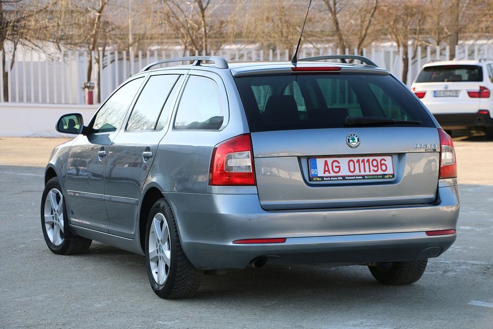 Vand Skoda Octavia Facelift Euro 5 Clima Navi  Posibilitate rate