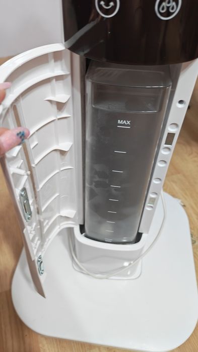 Ventilator cu pulverizator apă